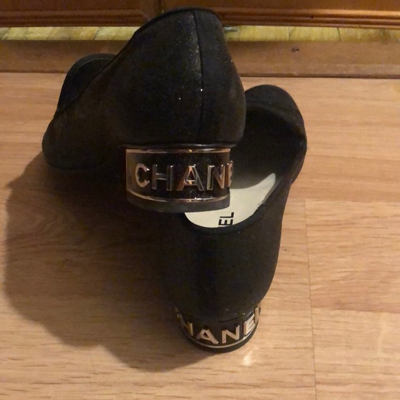 Authentic Chanel loafers- purchased from bergdorfs - Picture 3 of 4